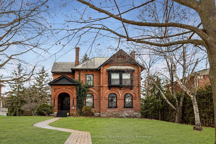 28 Bedford Street — photo 1