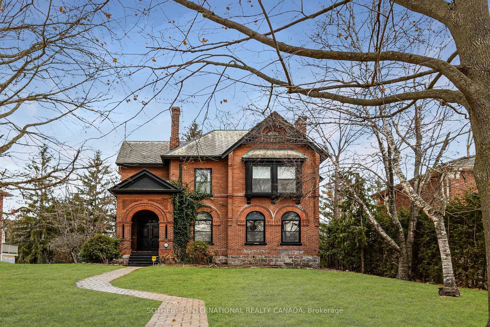 Property Photo: 28 Bedford Street ON L1A 1W3