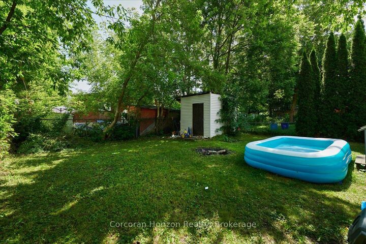 Property Photo:  361 Fitton Street  ON L4R 2T4 