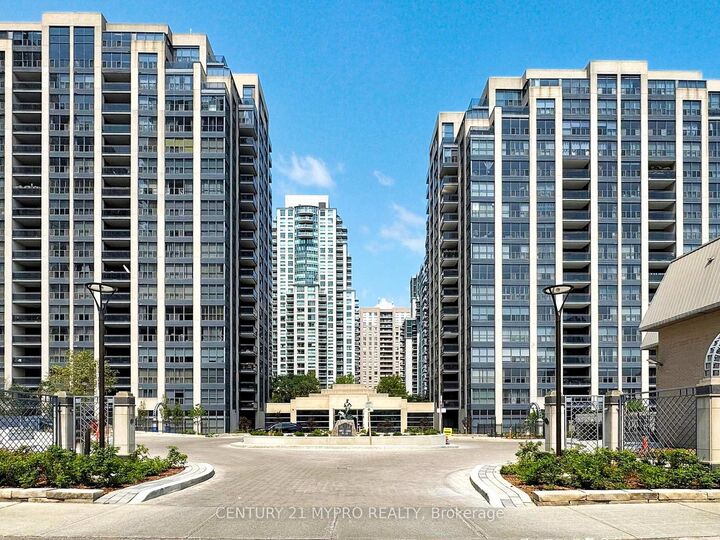 Property Photo:  28 Hollywood Avenue Sph207  ON M2N 6S4 