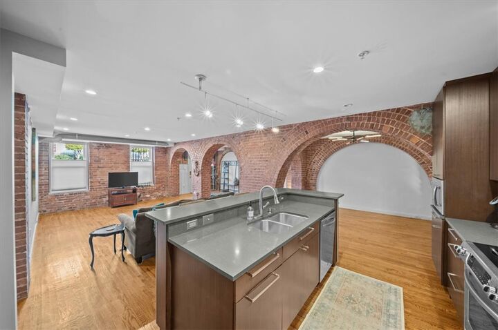 Property Photo:  400 E Washington Street Unit 27  SC 29601 
