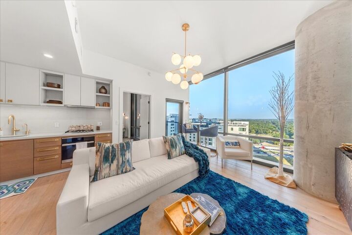Property Photo: 70 Rainey Street 1503 TX 78701