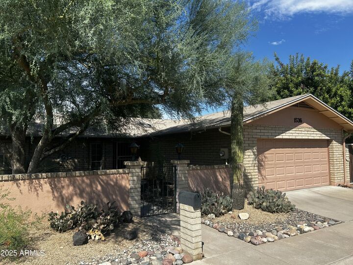 Property Photo:  1536 W Glenn Drive  AZ 85021 