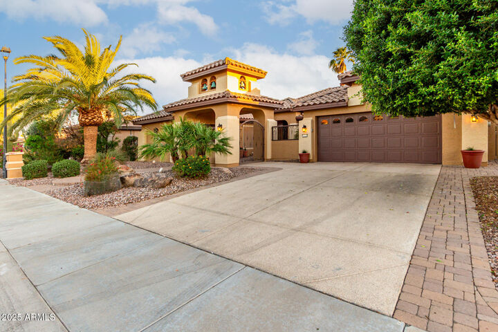 Property Photo: 16081 W Piccadilly Road AZ 85395
