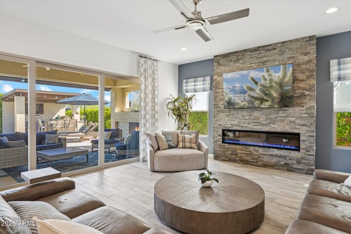 Property Photo:  22613 N 32nd Street  AZ 85050 