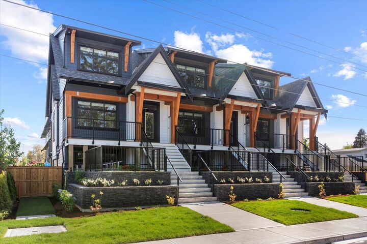 Property Photo:  46106 Riverside Drive 2  BC V2P 3K9 
