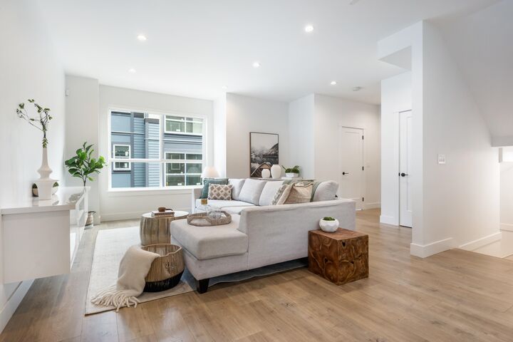 Property Photo:  6162 138 Street 37  BC V3X 0H9 