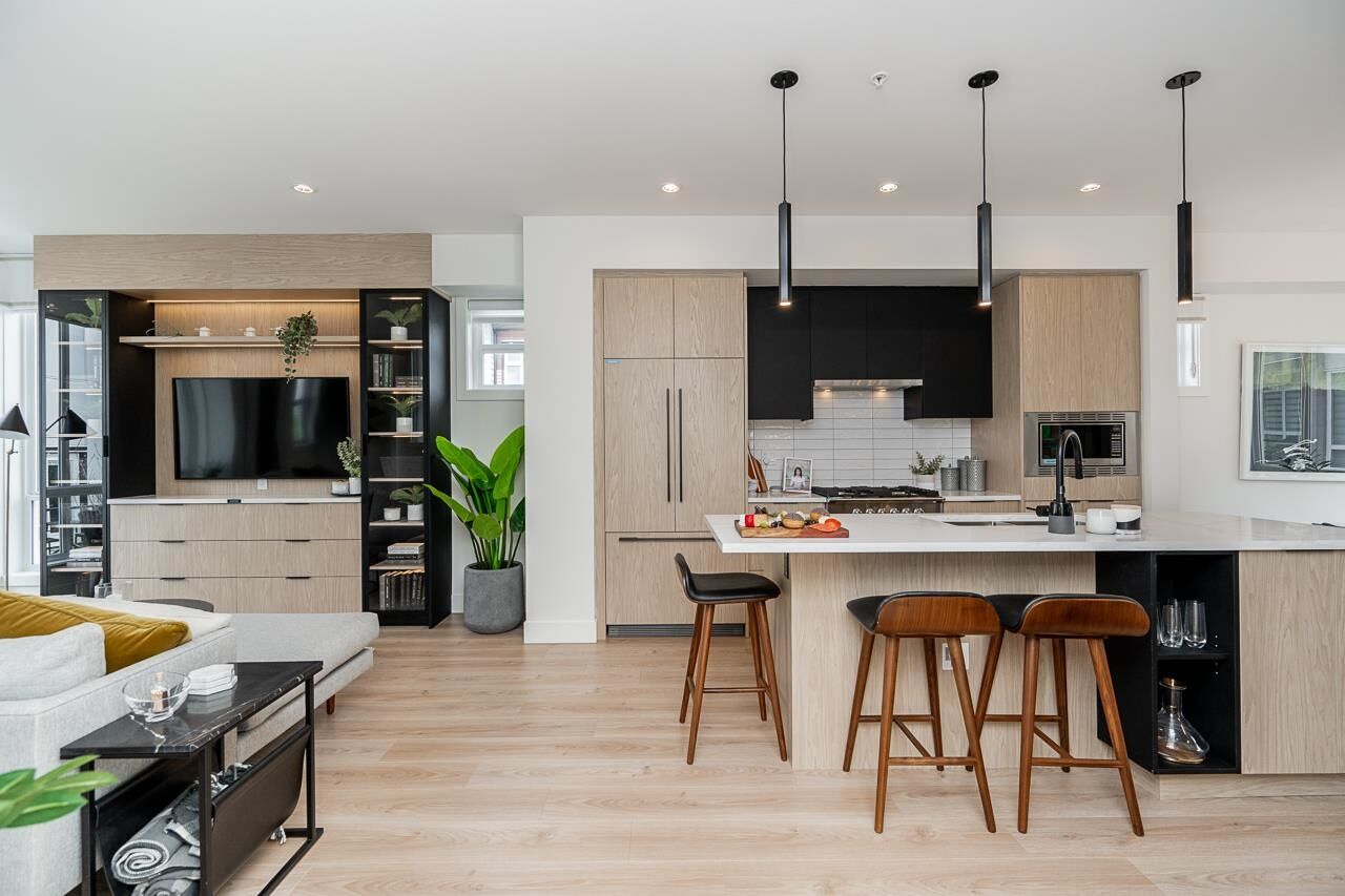 Property Photo:  7670 207 Street 52  BC V2Y 3N7 