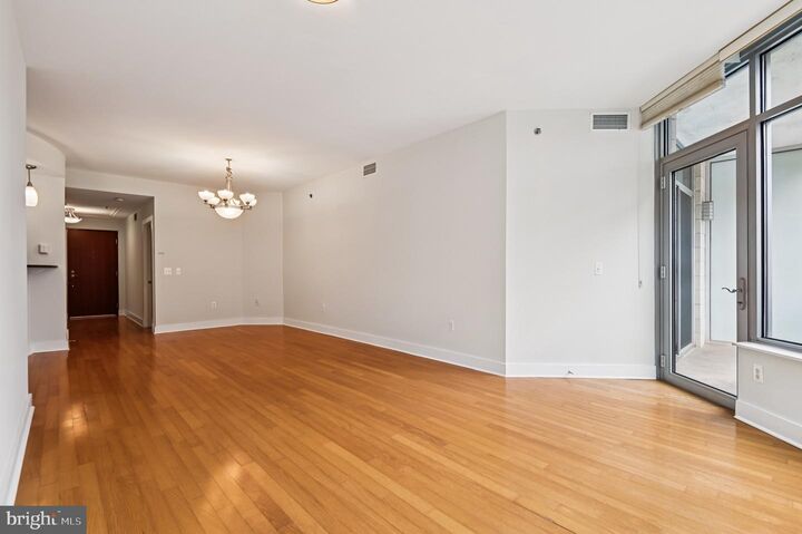 Property Photo:  1400 Lancaster Street 902  MD 21231 