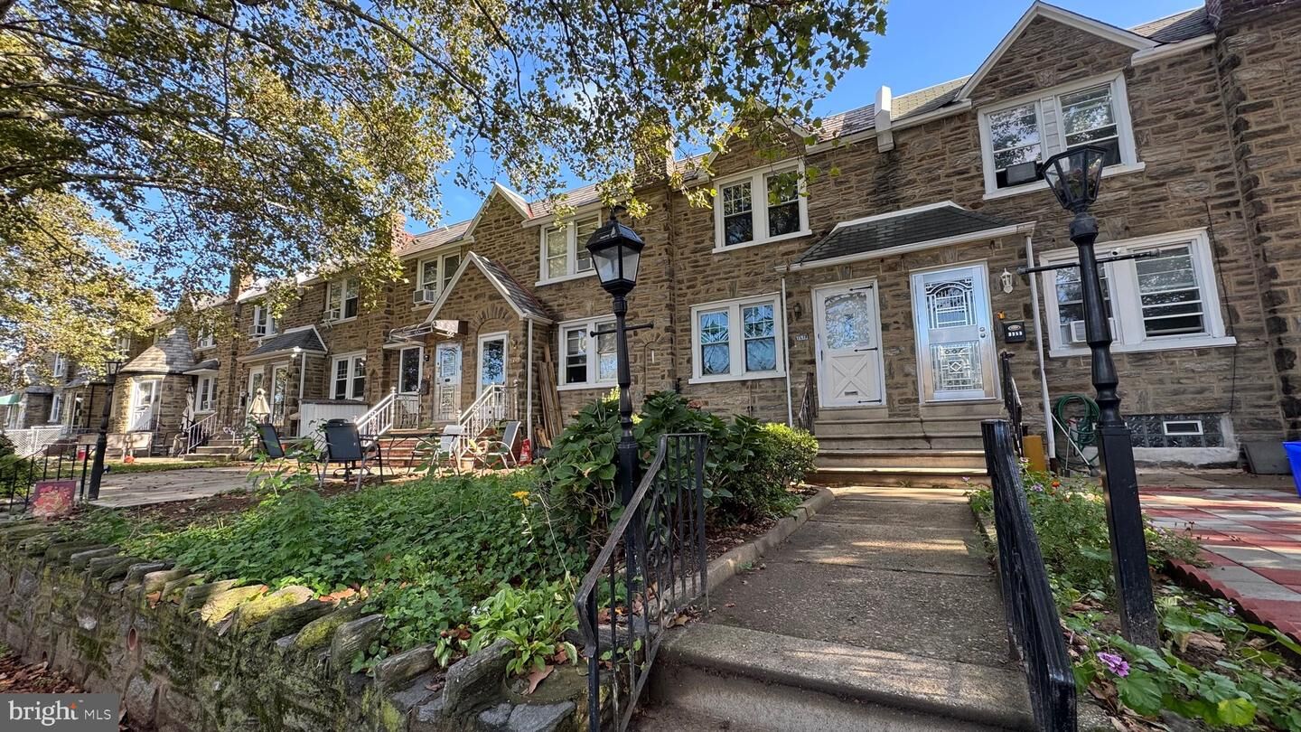 Property Photo:  3251 Saint Vincent Street  PA 19149 