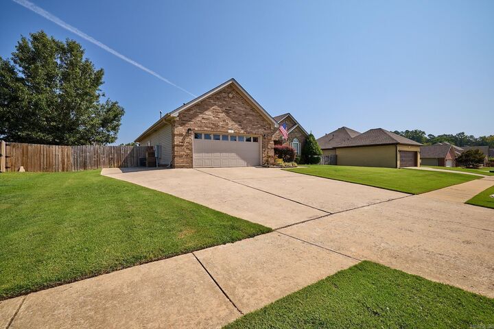 Property Photo:  2612 Durango Drive  AR 72019 