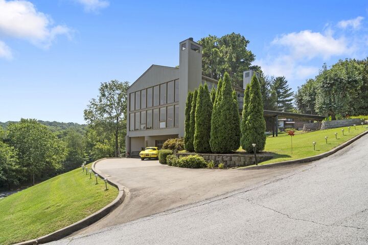 1140 E Lakefront Drive  Fayetteville AR 72703 photo