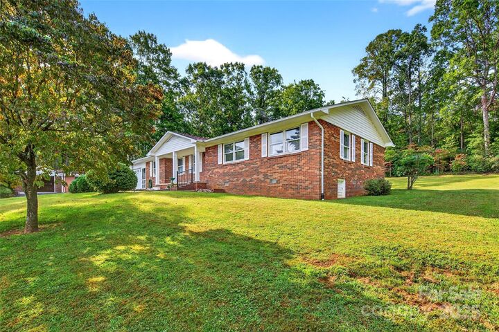Property Photo:  241 Toney Road  NC 28752 