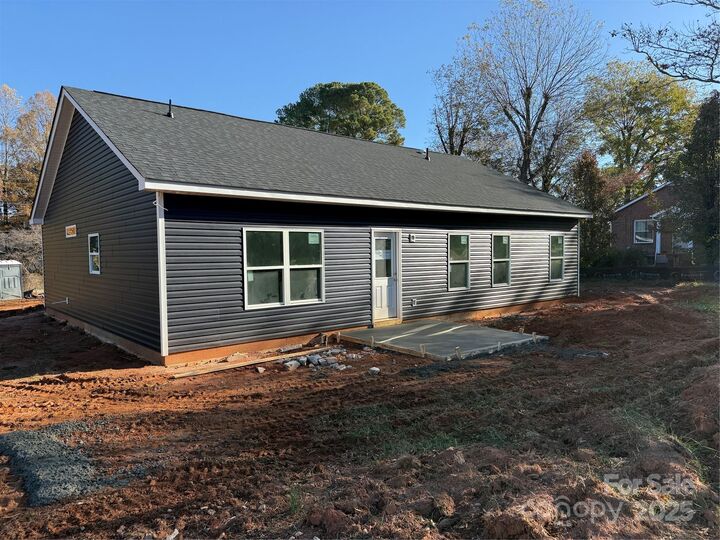 Property Photo:  710 Mt Olive Church Road  NC 28658 