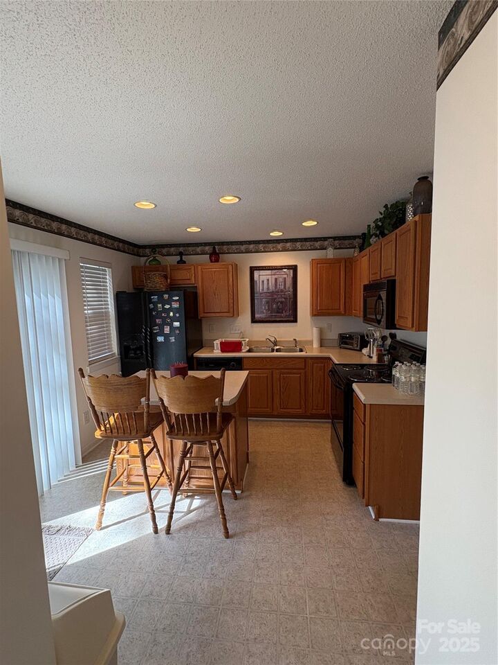 Property Photo:  105 Delargy Circle  NC 28117 