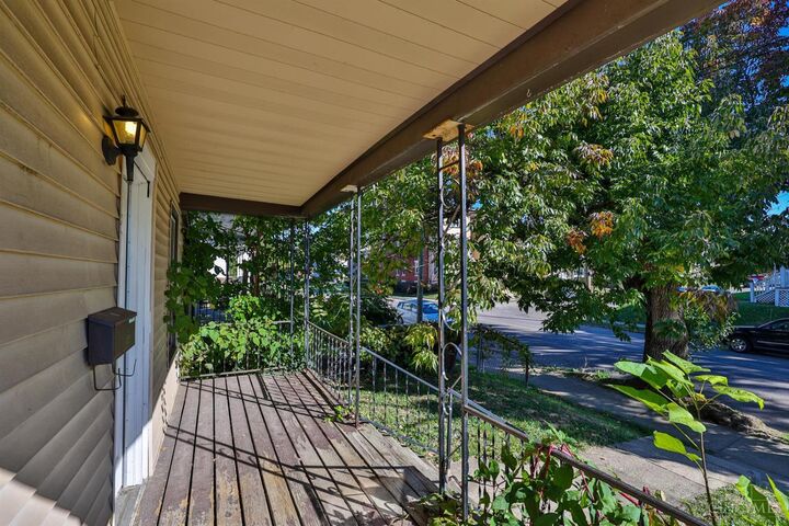 Property Photo:  4719 Section Avenue  OH 45212