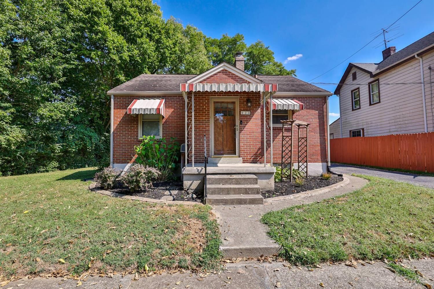 Property Photo: 930 N D Street OH 45013