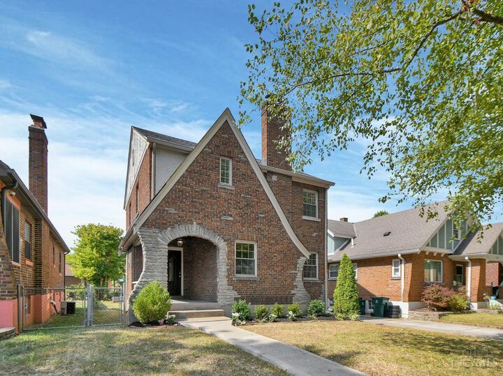 Property Photo:  5223 Laconia Avenue  OH 45237 