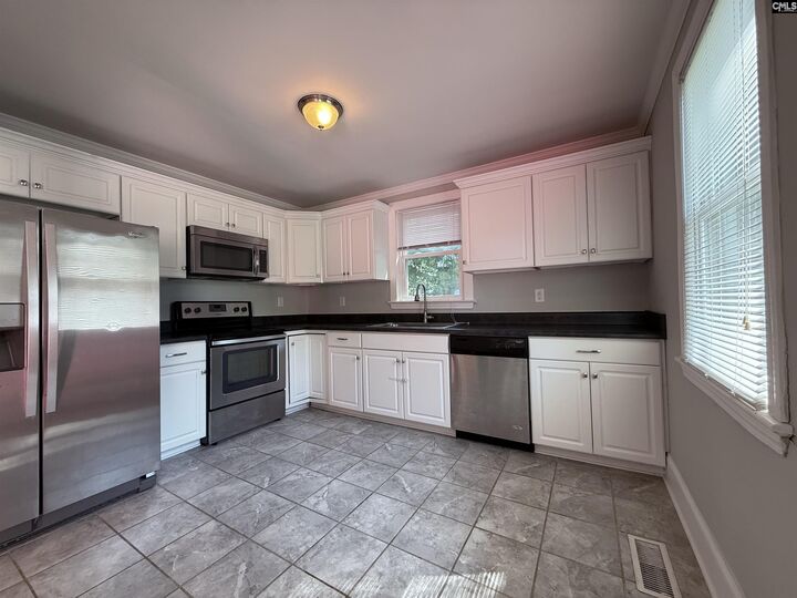 Property Photo:  417 Myles  SC 29203 