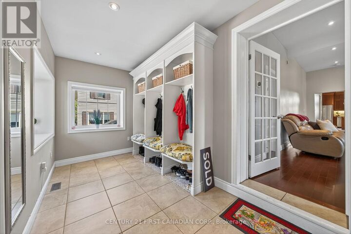 Property Photo:  160 Catherine Street  ON N0M 2K0 