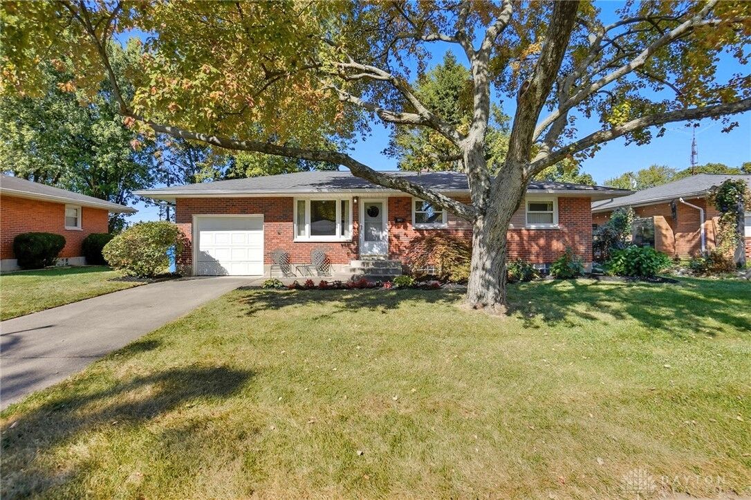 Property Photo:  1471 Laramie Drive  OH 45432 