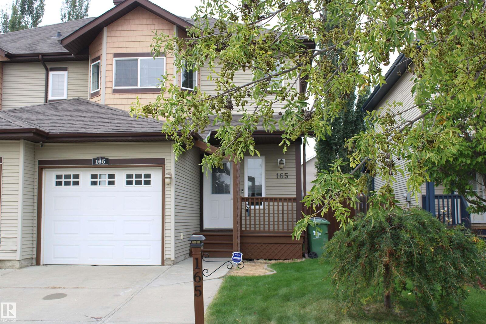 Property Photo:  165 Rue Magnan  AB T4X 0A6 