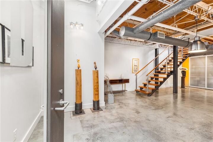 Property Photo: 834 Dekalb Avenue D GA 30307