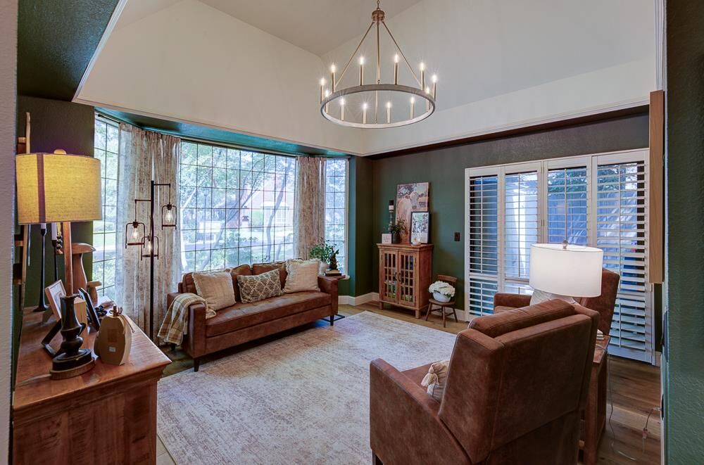 Property Photo: 2555 W Bluff Avenue 152 CA 93711