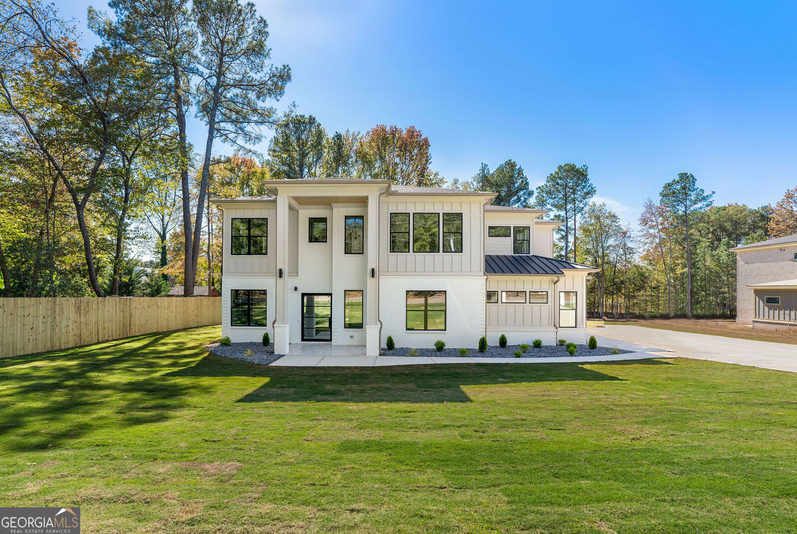 Property Photo:  200 Simonton Road  GA 30046 