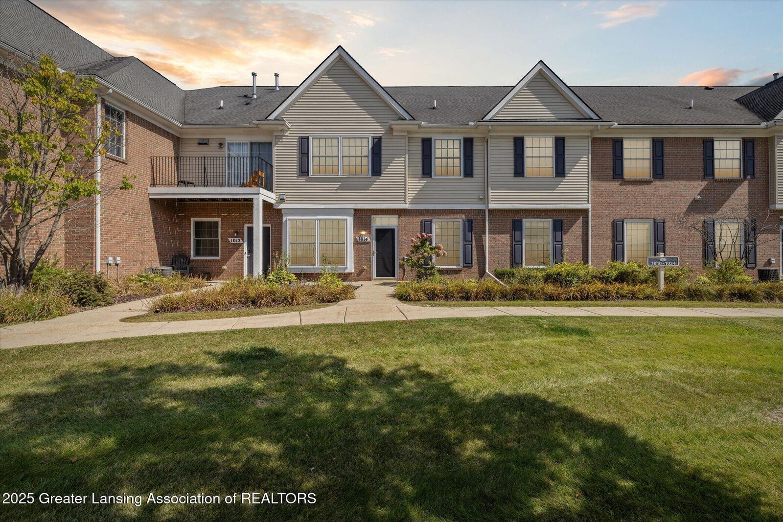 Property Photo: 1014 Shiawassee Circle MI 48843