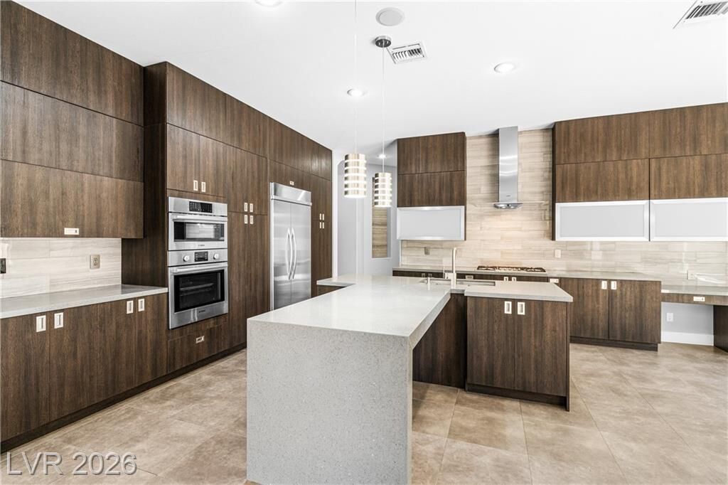 Property Photo: 7 Moraine Drive NV 89052