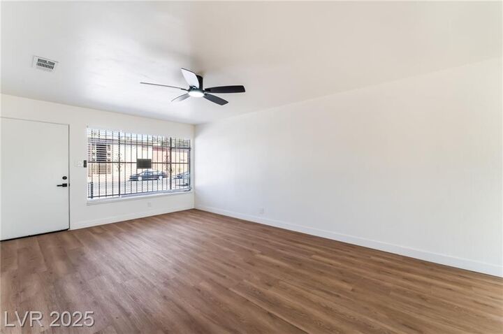 Property Photo:  1648 J Street  NV 89106 