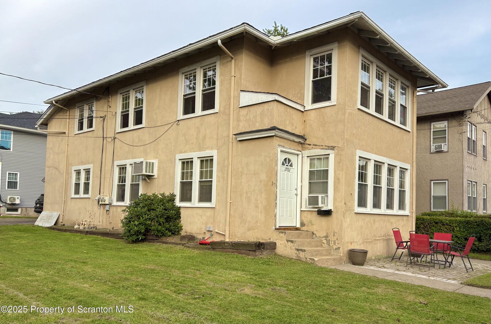 Property Photo: 1701/1703 Greenridge Street PA 18509