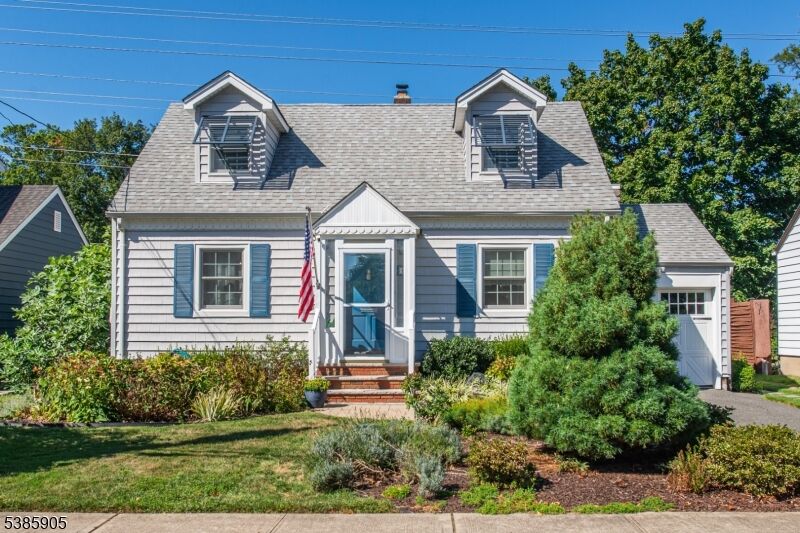 Property Photo:  175 Knollwood Ter  NJ 07012 