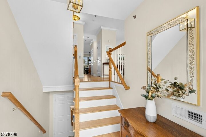 Property Photo:  500 Maple Ct  NJ 07027 