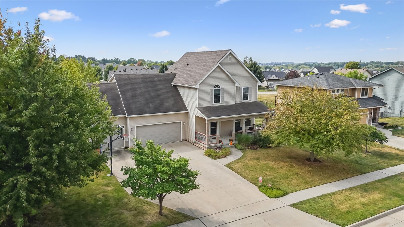 Property Photo: 160 SE Kellerman Lane IA 50263