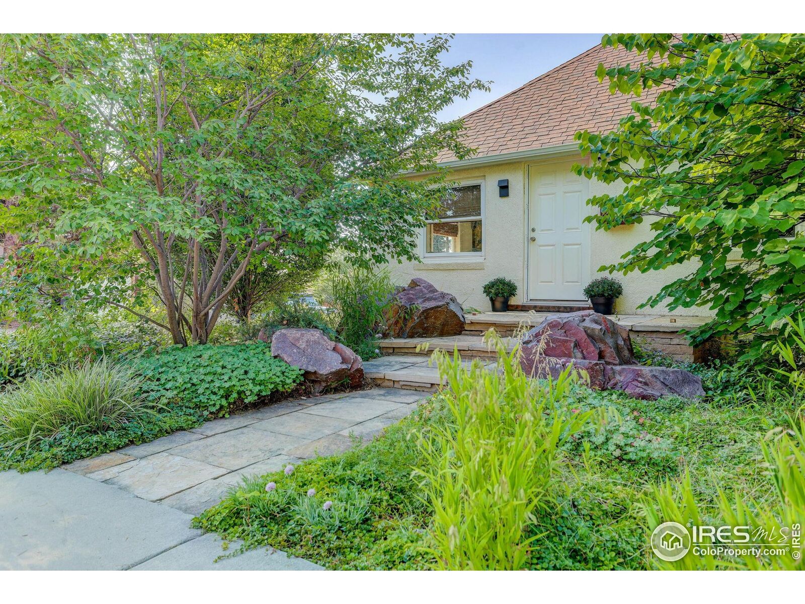 Property Photo: 1701 Short Pl CO 80501