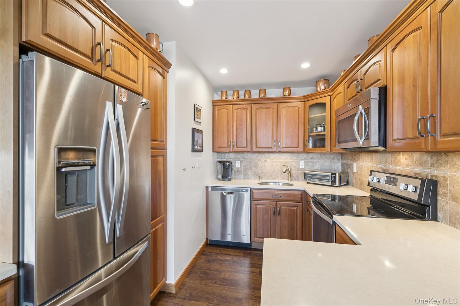 Property Photo: 166-40 Powells Cove Boulevard 9B NY 11357