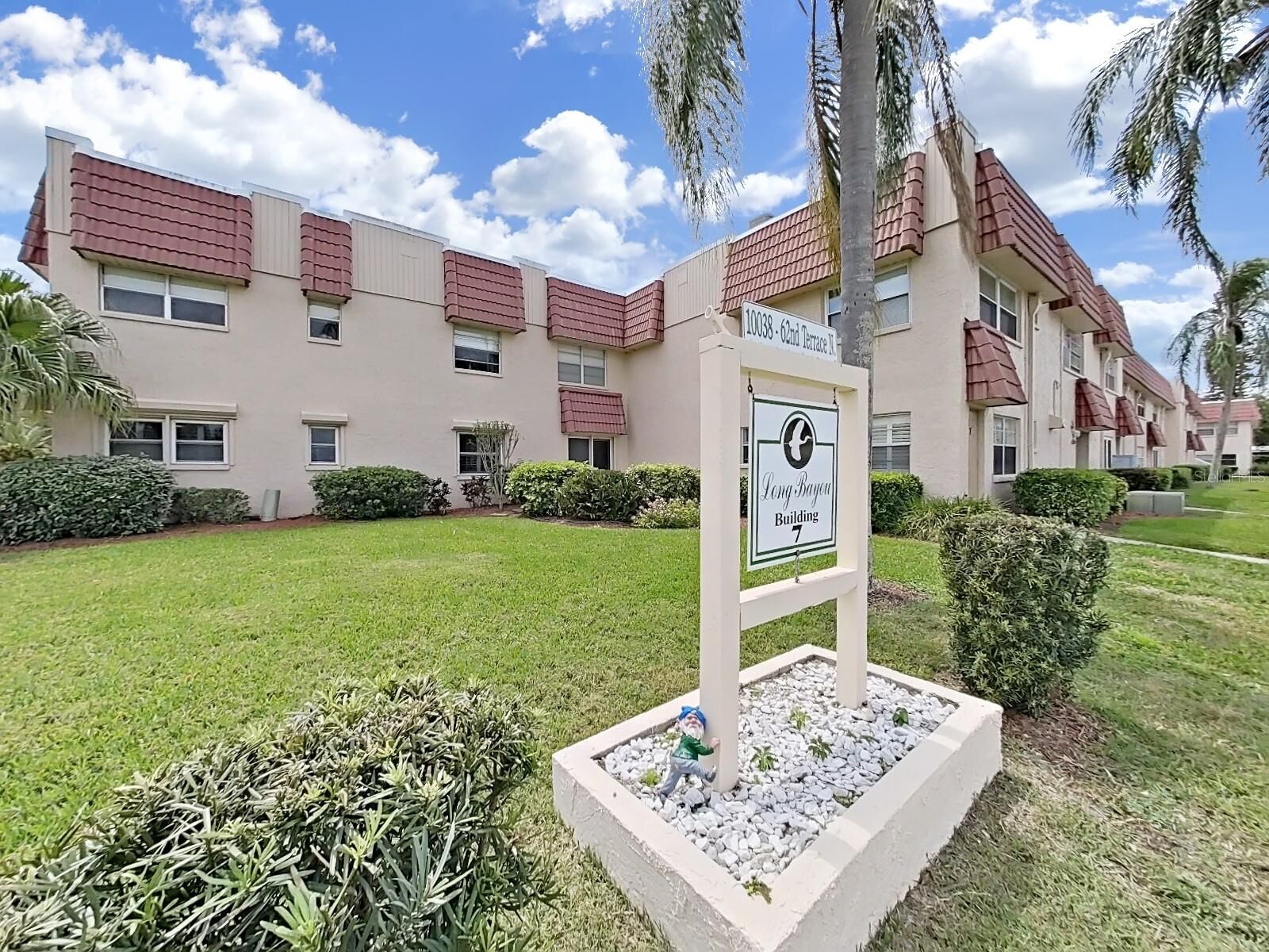 Property Photo: 10038 62nd Terrace N 8 FL 33708