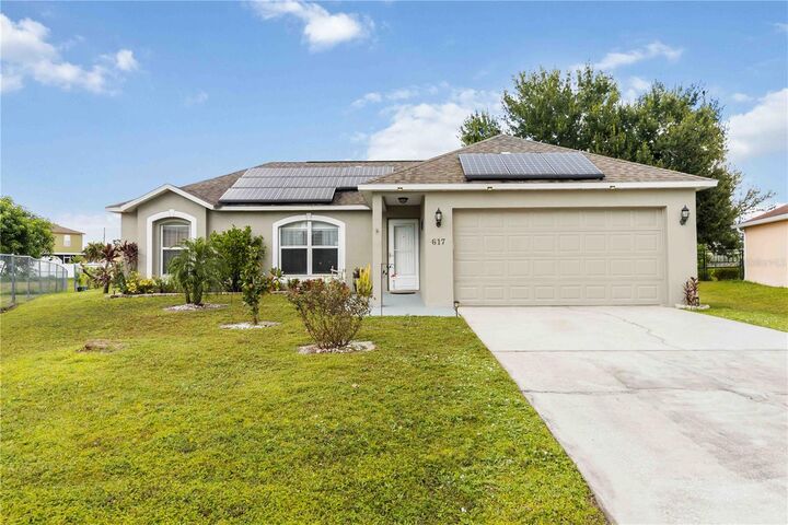 Property Photo:  617 Notre Dame Way  FL 34759 
