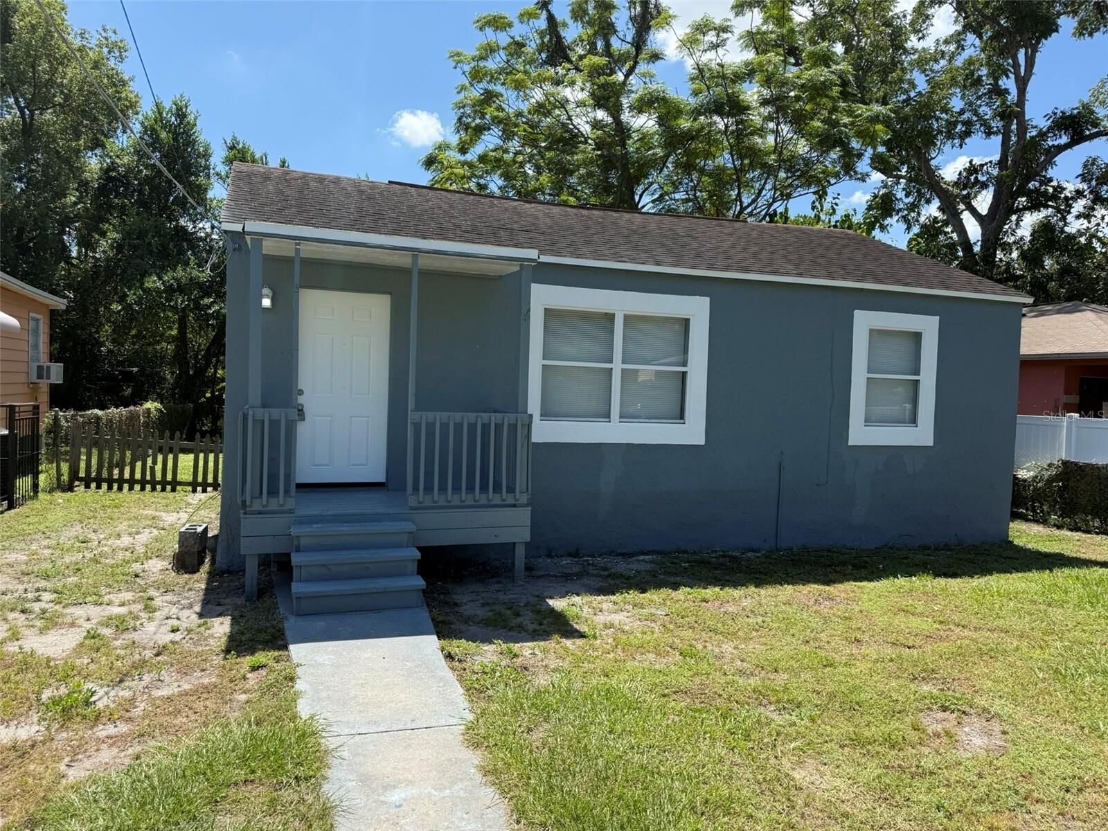 Property Photo: 2615 E 28th Avenue FL 33605