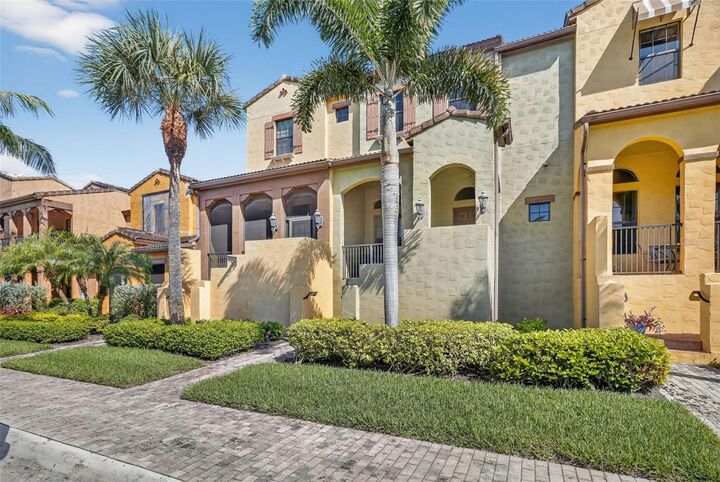 Property Photo:  8421 Olinda Way 3608  FL 33912 