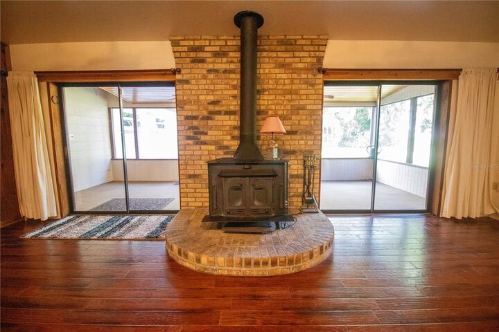 Property Photo:  108 Orange Drive  FL 32773 