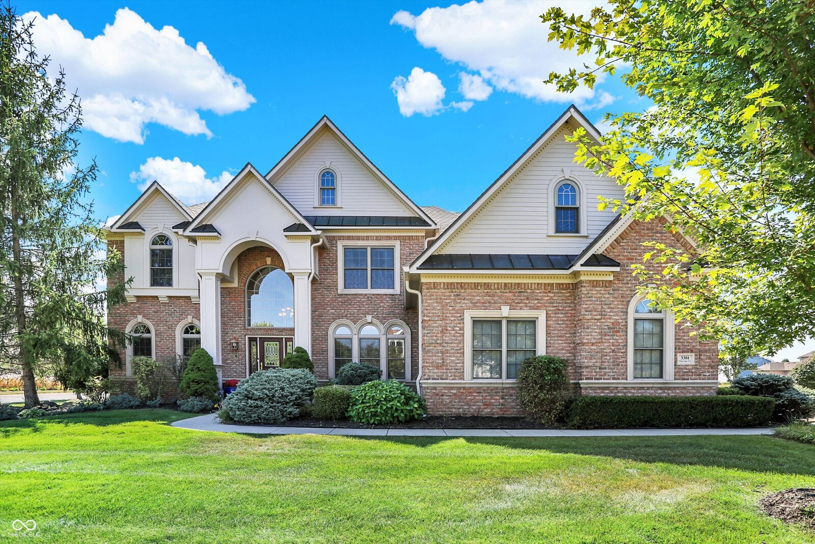 Property Photo:  3301 Cheyenne Court  IN 46106 
