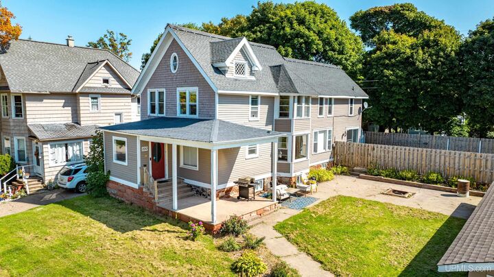 Property Photo: 220 Iroquois Street MI 49913