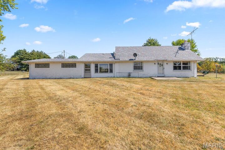 19 Hugo Road  New Florence MO 63363 photo