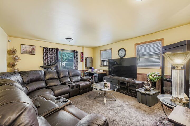 Property Photo: 9045 S Sacramento Avenue IL 60805