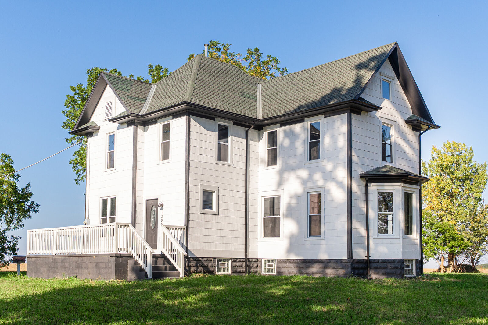 Property Photo:  1306 Whitney Road  IL 61310 