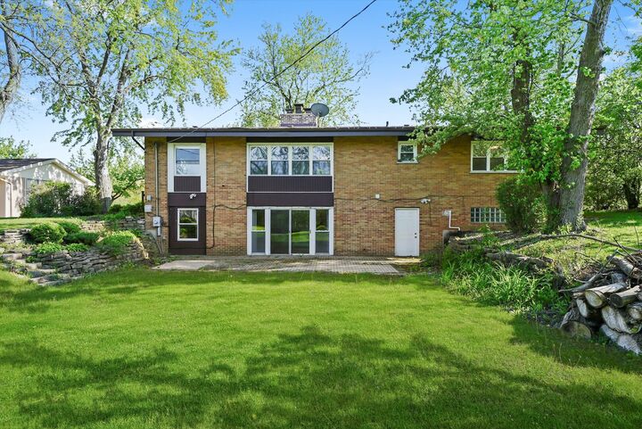 Property Photo:  2747 Perry Road  IL 60422 