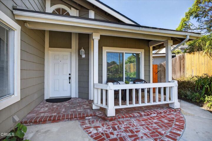 Property Photo:  10041 Norwalk Street  CA 93004 